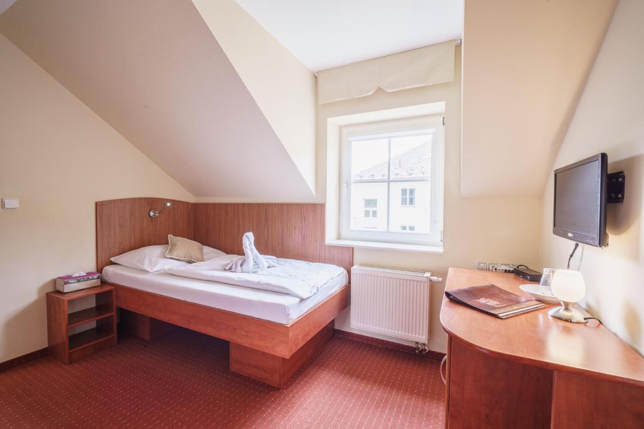 Francis Spa Hotel Františkovy Lázně Екстериор снимка