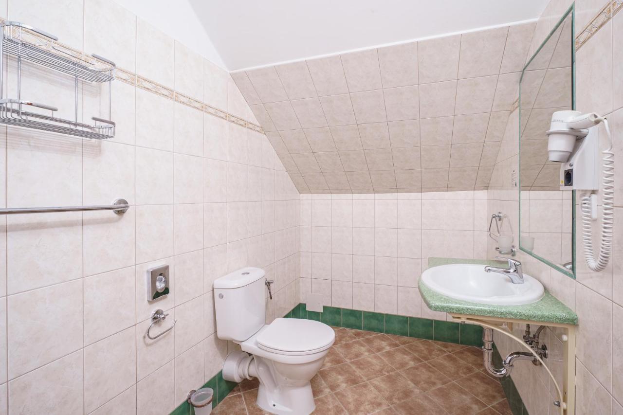 Francis Spa Hotel Františkovy Lázně Екстериор снимка