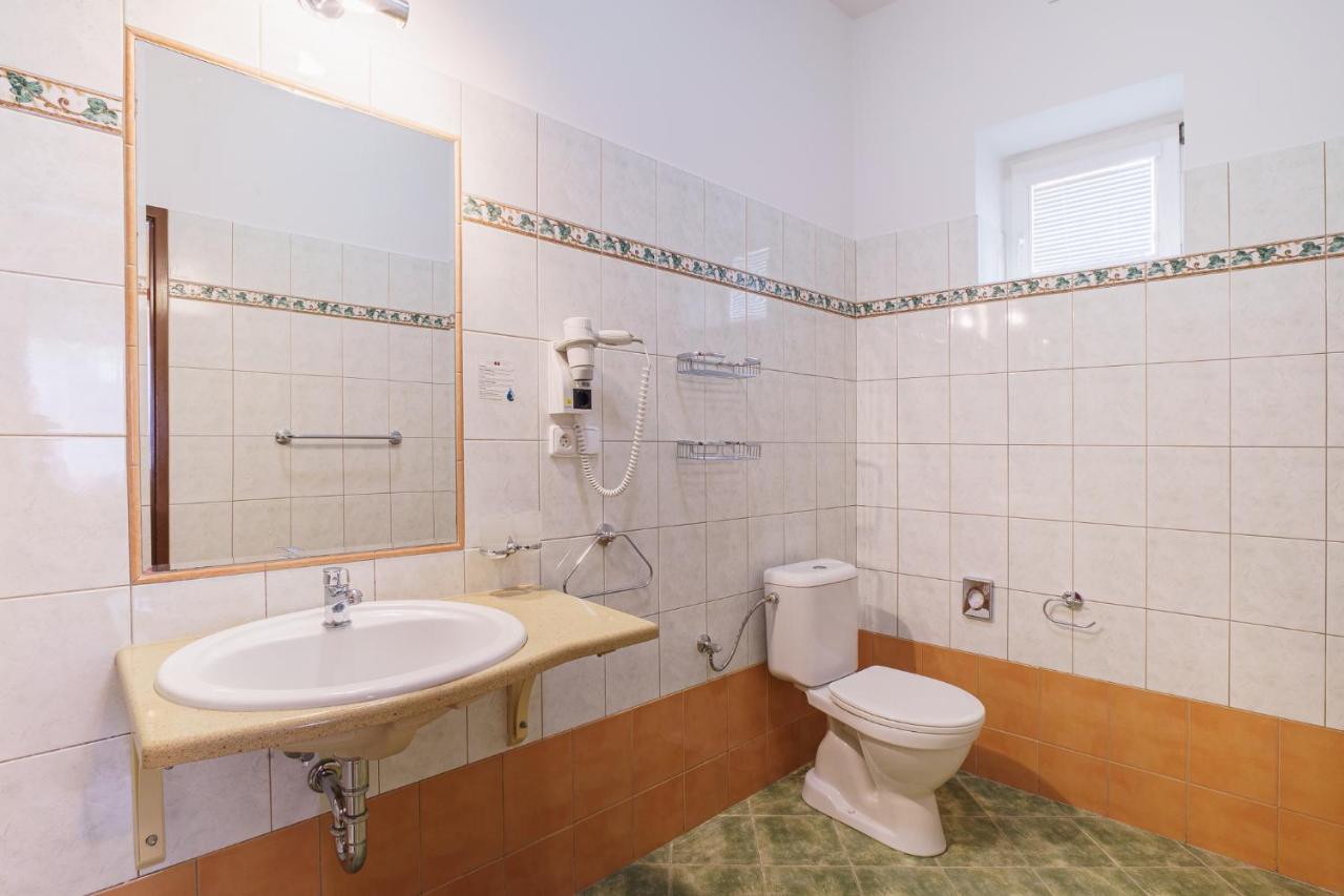 Francis Spa Hotel Františkovy Lázně Екстериор снимка