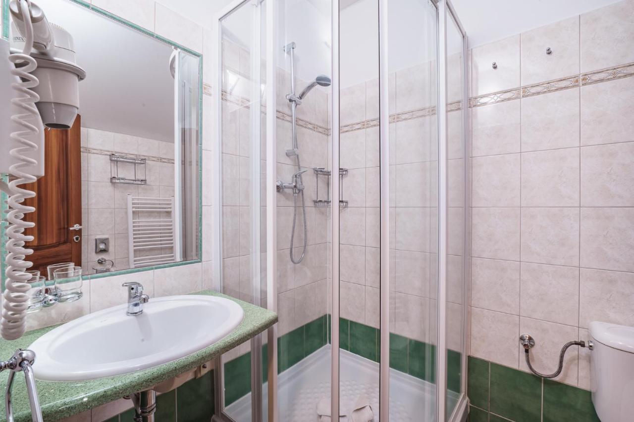 Francis Spa Hotel Františkovy Lázně Екстериор снимка