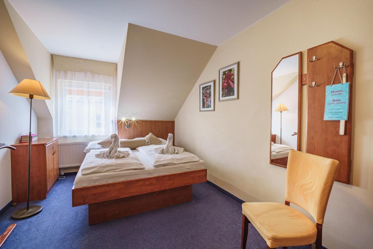 Francis Spa Hotel Františkovy Lázně Екстериор снимка